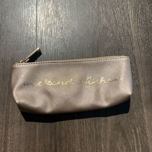 Neiman Marcus “weekend wishes” light pink makeup bag